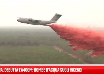 Incendi in Francia, debutta l’A400M antincendio