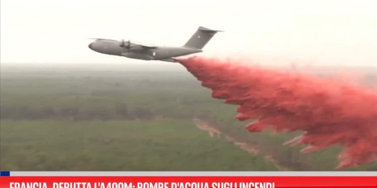 Incendi in Francia, debutta l’A400M antincendio