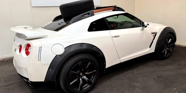 Nissan GT-R rialzata all’asta nei Paesi Bassi