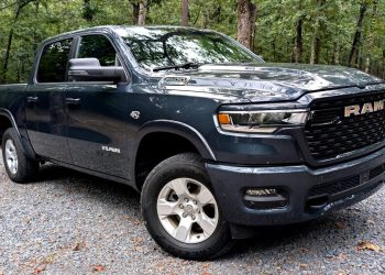 Ram 1500, il V8 Hemi abbandona l’eTorque