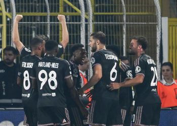 Champions League, Greenwood salva il Fenerbahçe contro il Lione