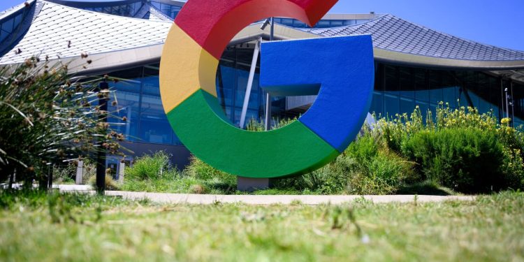 Google ridisegna i vertici AI: Hassabis lascia la guida