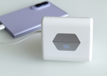 Nimble SharePower, la power bank divisibile in due