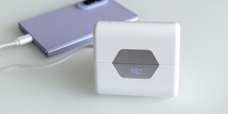 Nimble SharePower, la power bank divisibile in due