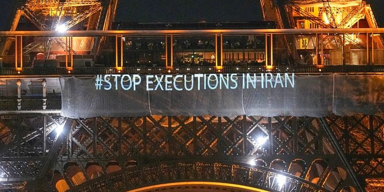 Pena di morte in Iran, scontro tra Parigi e Teheran